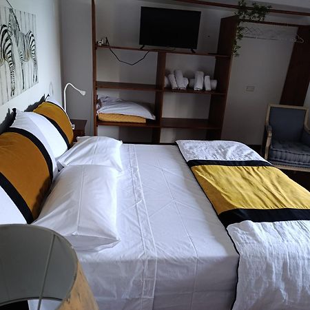Maison Canopee Messina Bagian luar foto