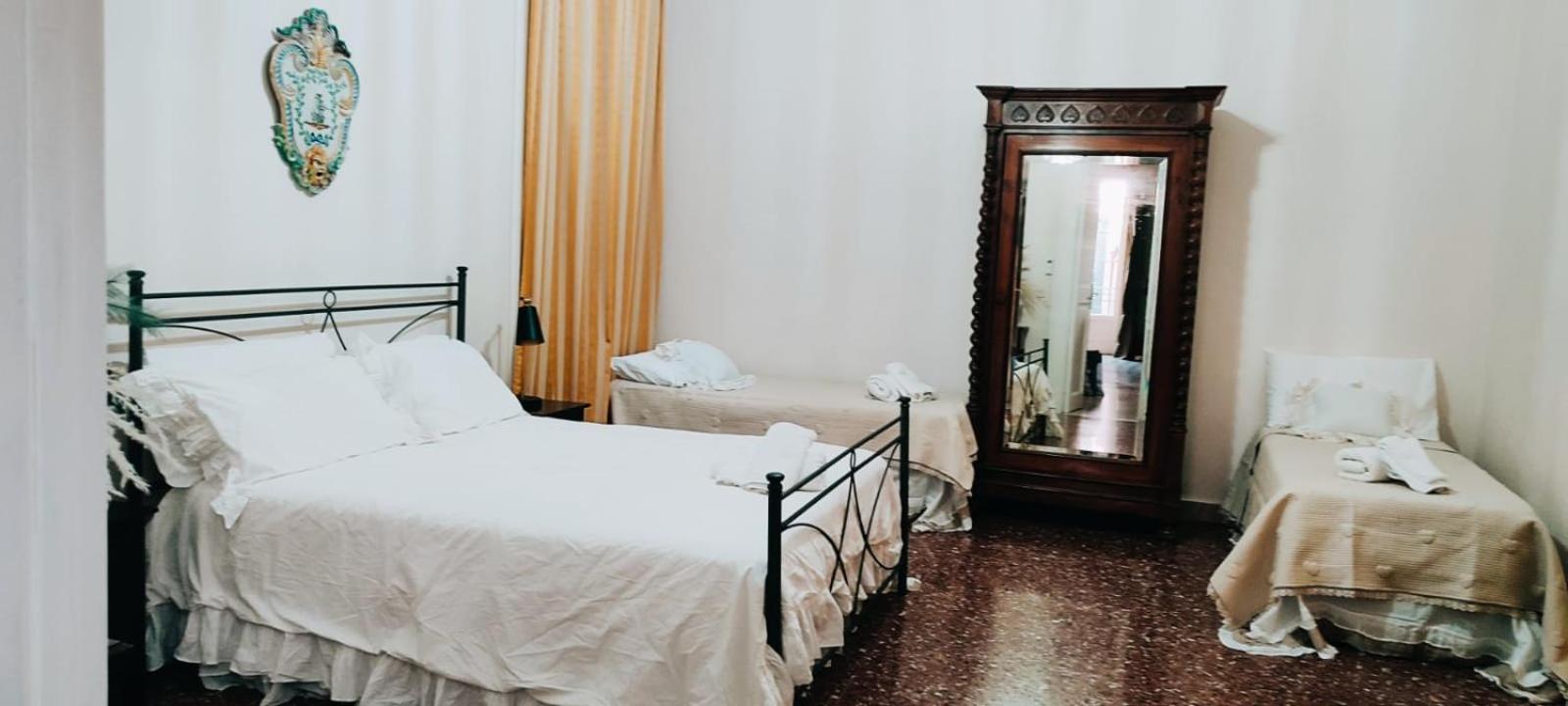 Maison Canopee Messina Bagian luar foto